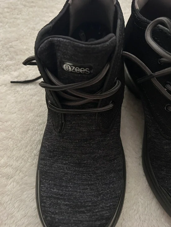 Bzees Women's Black Knit Lace-Up Ankle Booties - Picture 3 of 5